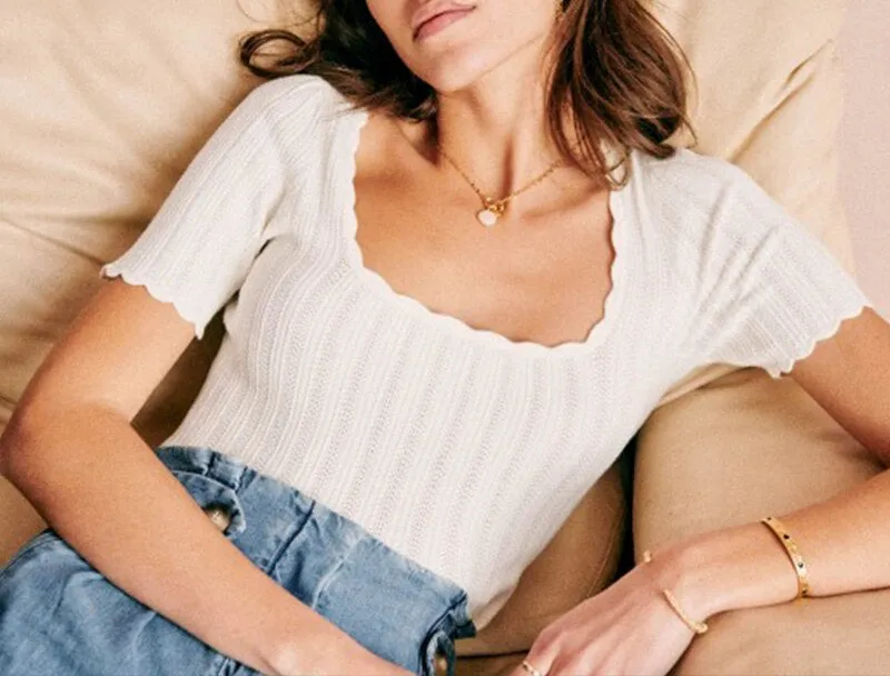 Fashion Petal Collar Knitted Shirt